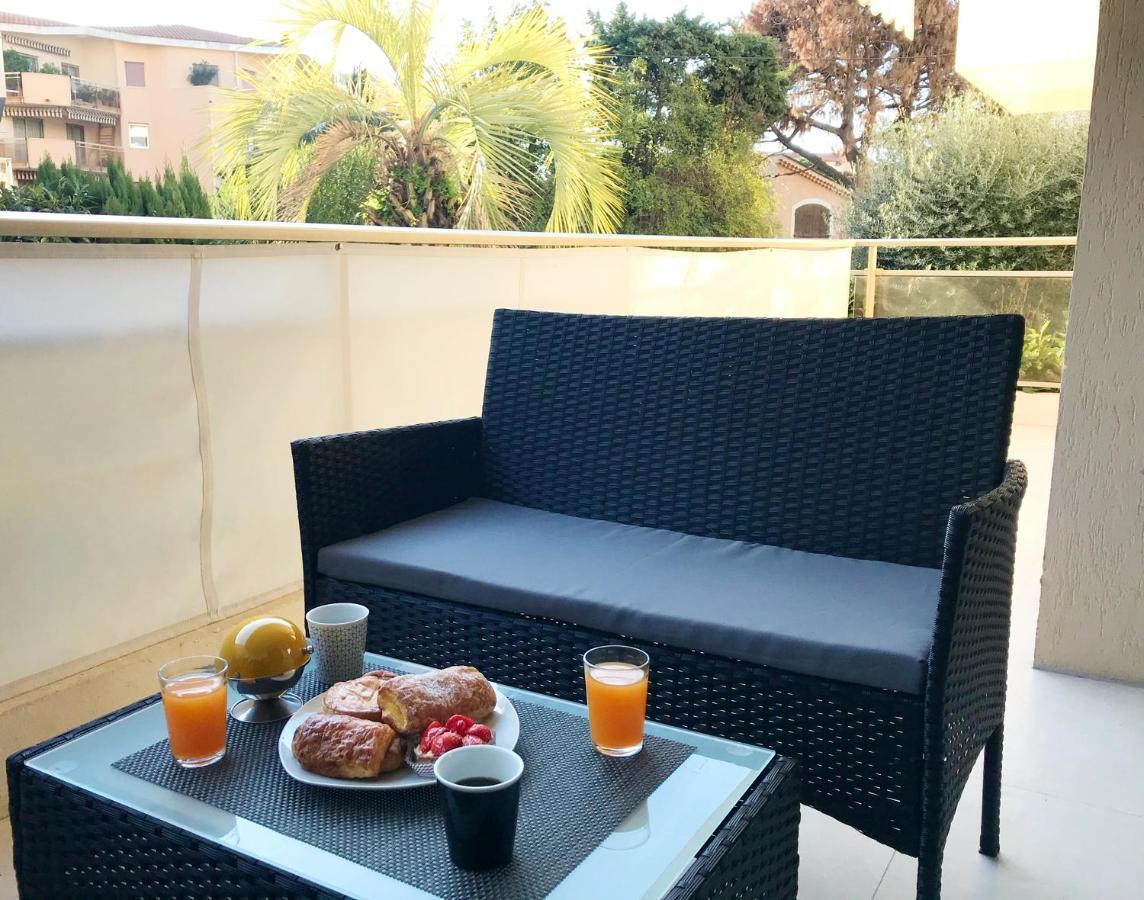 Appartement D'Une Chambre A Antibes A 550 M De La Plage Avec Vue Sur La Ville Terrasse Amenagee Et Wifi אנטיב מראה חיצוני תמונה